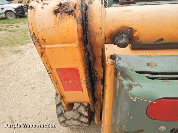 image for item DF2564 Mustang 2109 skid steer