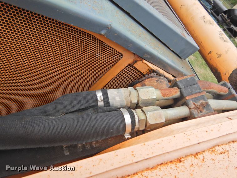 image for item DF2564 Mustang 2109 skid steer