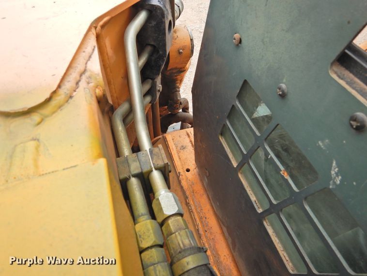 image for item DF2564 Mustang 2109 skid steer