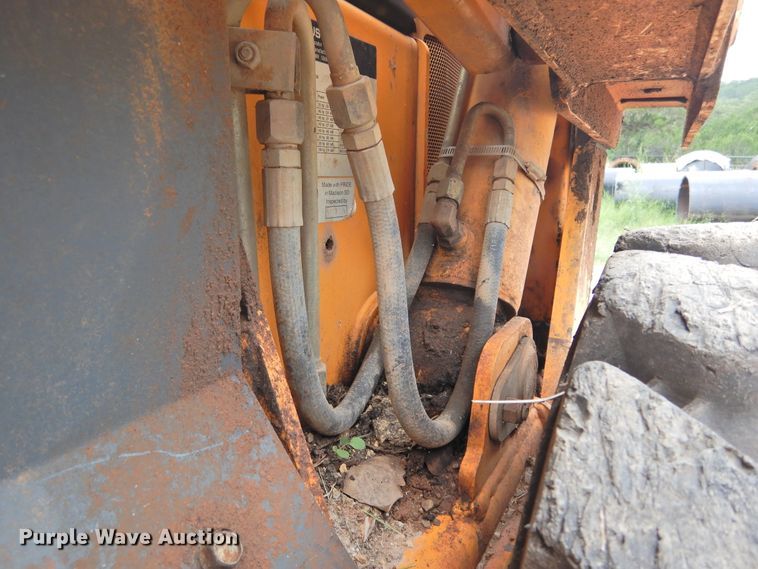 image for item DF2564 Mustang 2109 skid steer