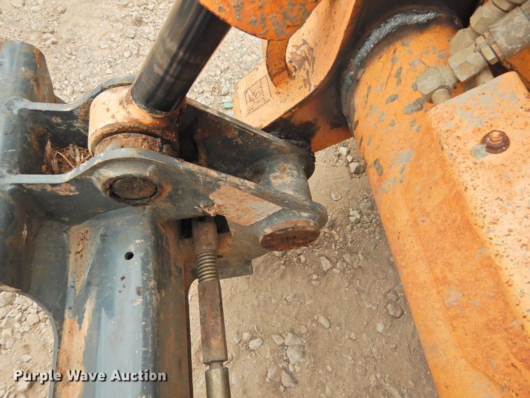 image for item DF2564 Mustang 2109 skid steer