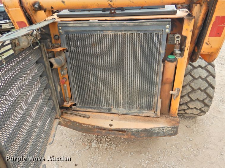 image for item DF2564 Mustang 2109 skid steer