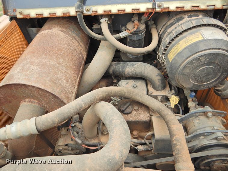 image for item DF2564 Mustang 2109 skid steer