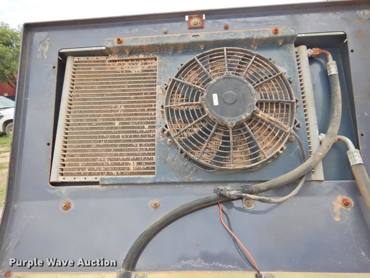 image for item DF2564 Mustang 2109 skid steer