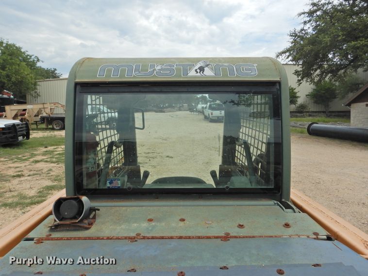 image for item DF2564 Mustang 2109 skid steer