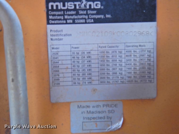 image for item DF2564 Mustang 2109 skid steer