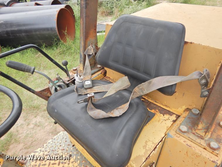 image for item DF2565 Bomag BW122BD vibratory single drum roller