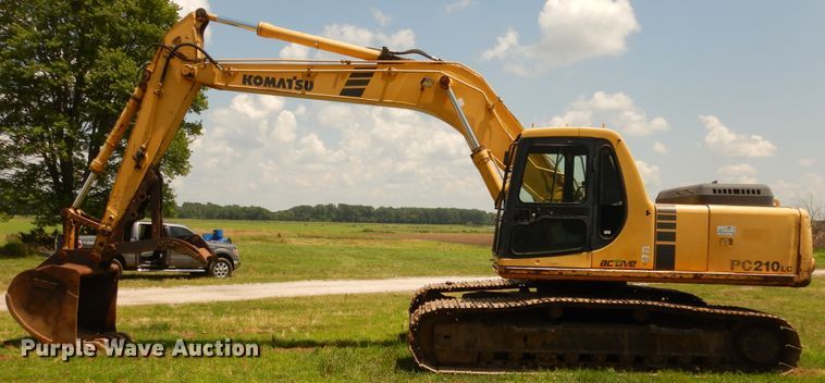 image for item DF6600 2001 Komatsu PC210LC-6K excavator