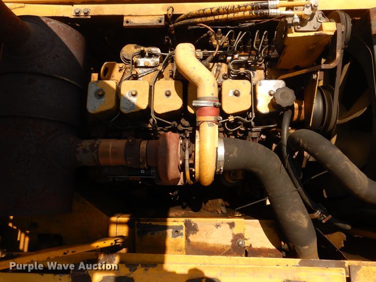 image for item DF6600 2001 Komatsu PC210LC-6K excavator