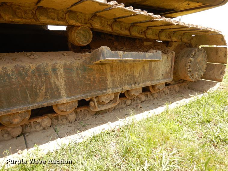 image for item DF6600 2001 Komatsu PC210LC-6K excavator