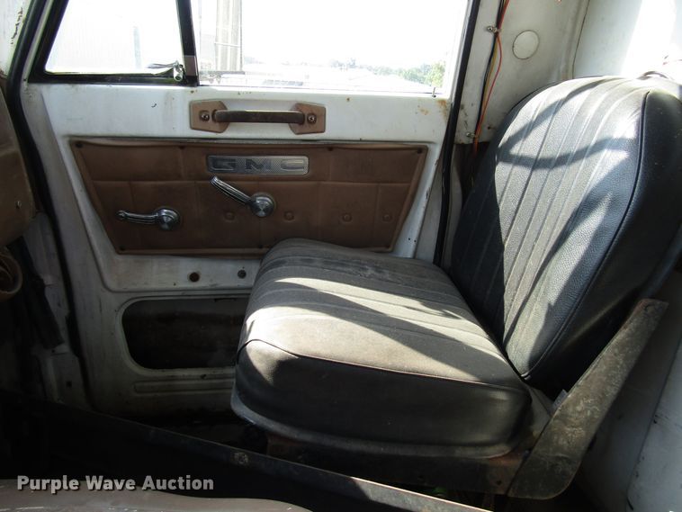 image for item DG1302 1980 GMC Brigadier truck cab and chassis