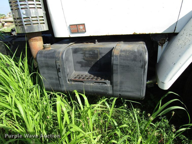 image for item DG1302 1980 GMC Brigadier truck cab and chassis