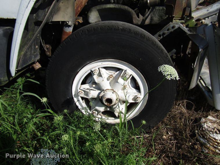 image for item DG1302 1980 GMC Brigadier truck cab and chassis