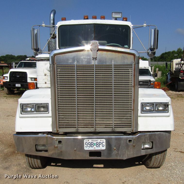 image for item DG1303 1984 Kenworth dump truck