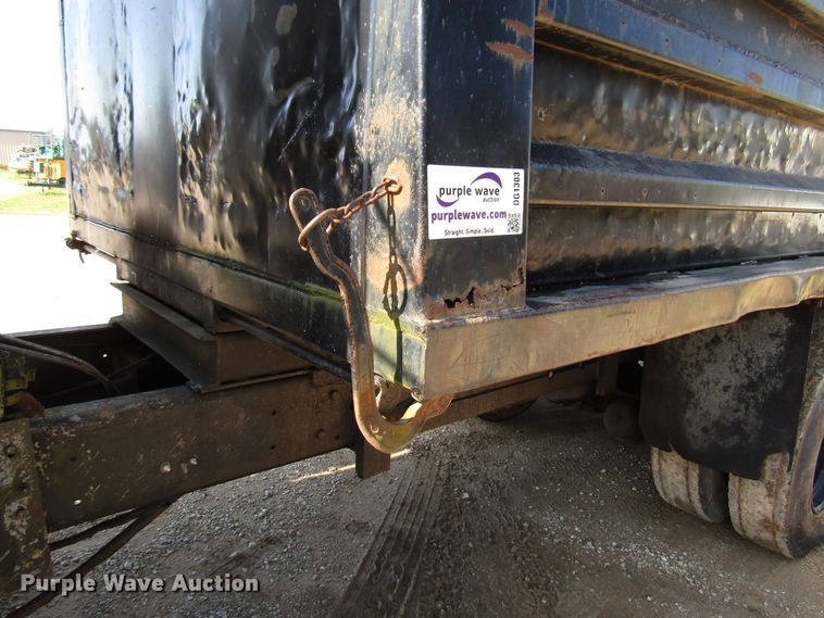 image for item DG1303 1984 Kenworth dump truck