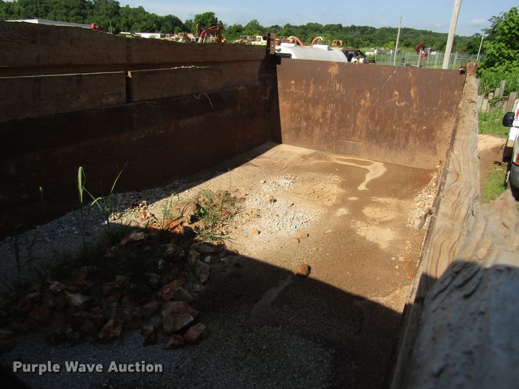 image for item DG1303 1984 Kenworth dump truck