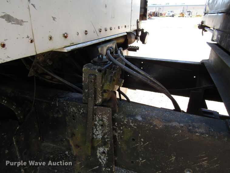 image for item DG1303 1984 Kenworth dump truck