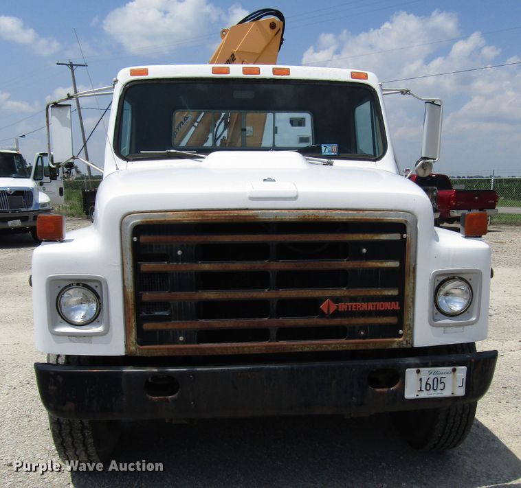 image for item DG1313 1987 International 1954 knuckle boom crane truck