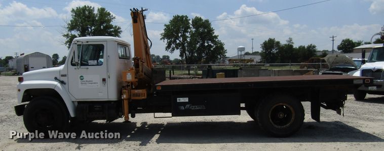 image for item DG1313 1987 International 1954 knuckle boom crane truck