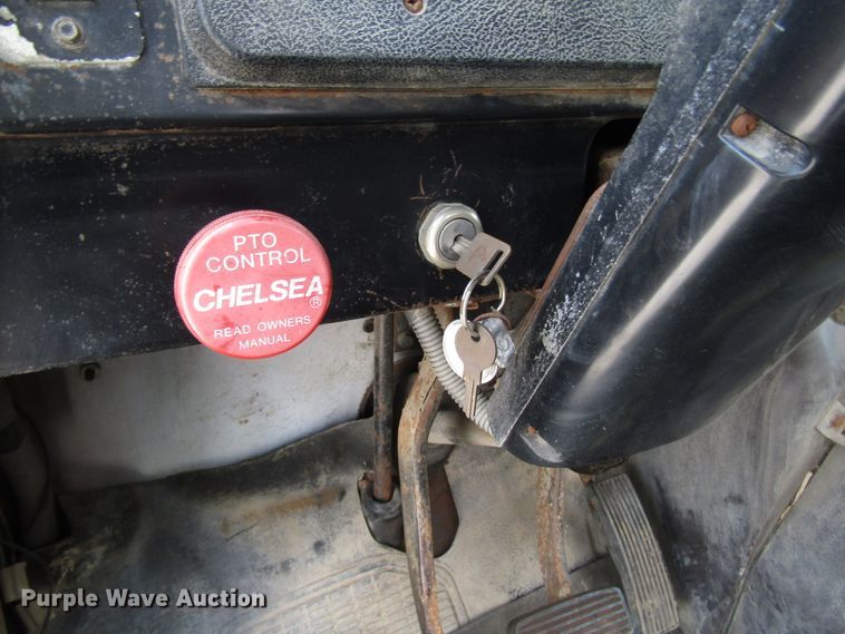 image for item DG1313 1987 International 1954 knuckle boom crane truck