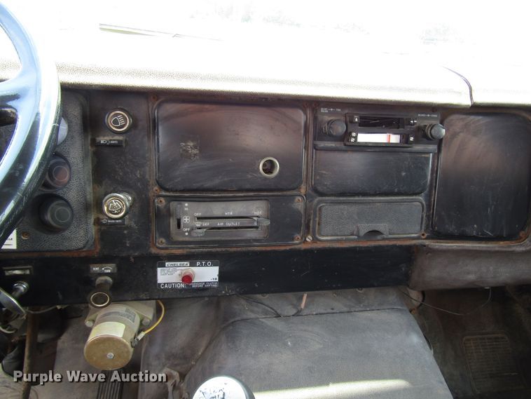 image for item DG1313 1987 International 1954 knuckle boom crane truck