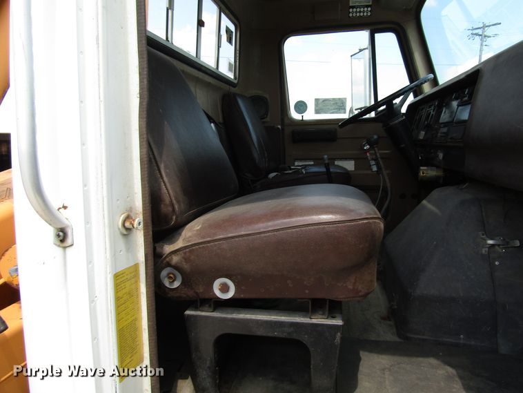 image for item DG1313 1987 International 1954 knuckle boom crane truck