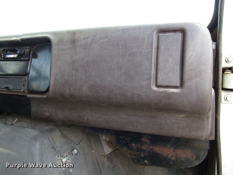 image for item DG1313 1987 International 1954 knuckle boom crane truck