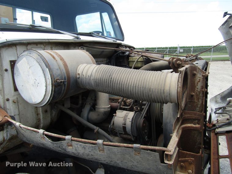 image for item DG1313 1987 International 1954 knuckle boom crane truck