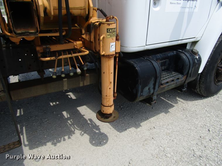 image for item DG1313 1987 International 1954 knuckle boom crane truck