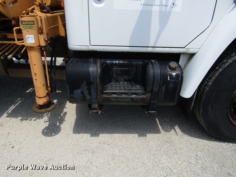 image for item DG1313 1987 International 1954 knuckle boom crane truck