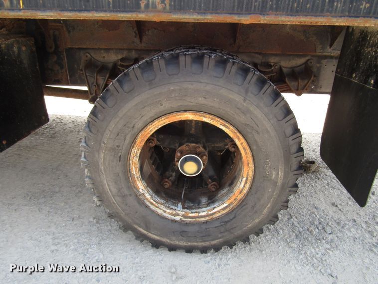 image for item DG1313 1987 International 1954 knuckle boom crane truck