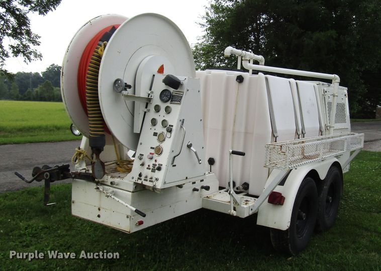 image for item DG1321 2001 Sewer Equipment Co. of America 747FR2000 jetter trailer