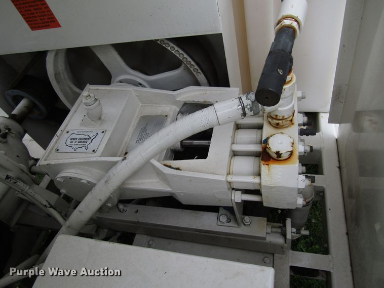 image for item DG1321 2001 Sewer Equipment Co. of America 747FR2000 jetter trailer