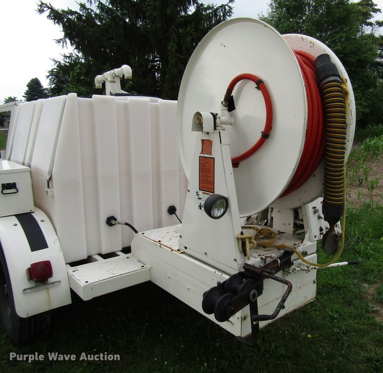 image for item DG1321 2001 Sewer Equipment Co. of America 747FR2000 jetter trailer