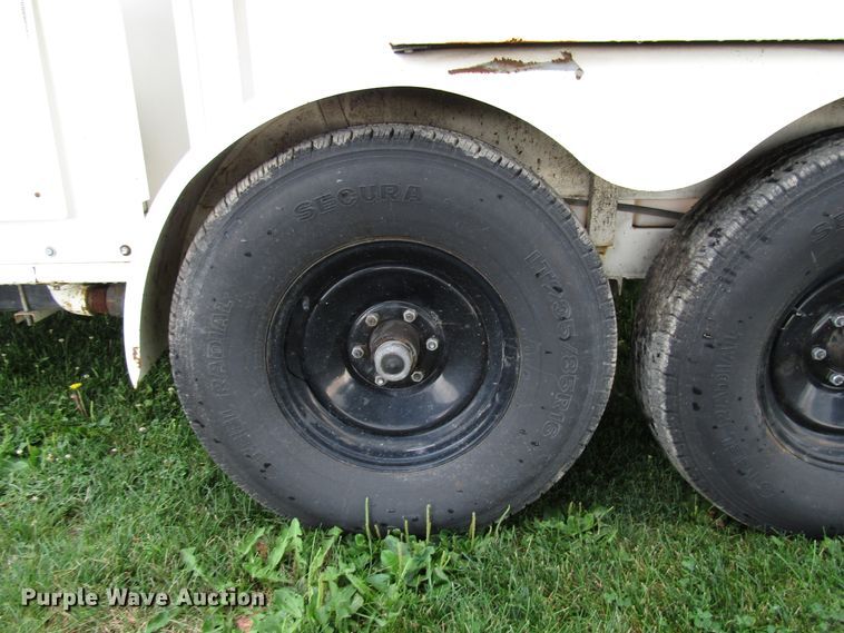 image for item DG1321 2001 Sewer Equipment Co. of America 747FR2000 jetter trailer