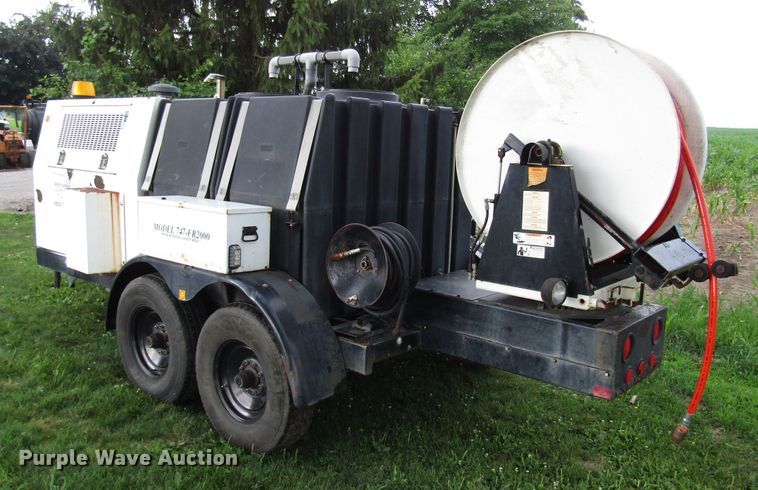 image for item DG1322 2004 Sewer Equipment Co. of America 747FR2000 jetter trailer