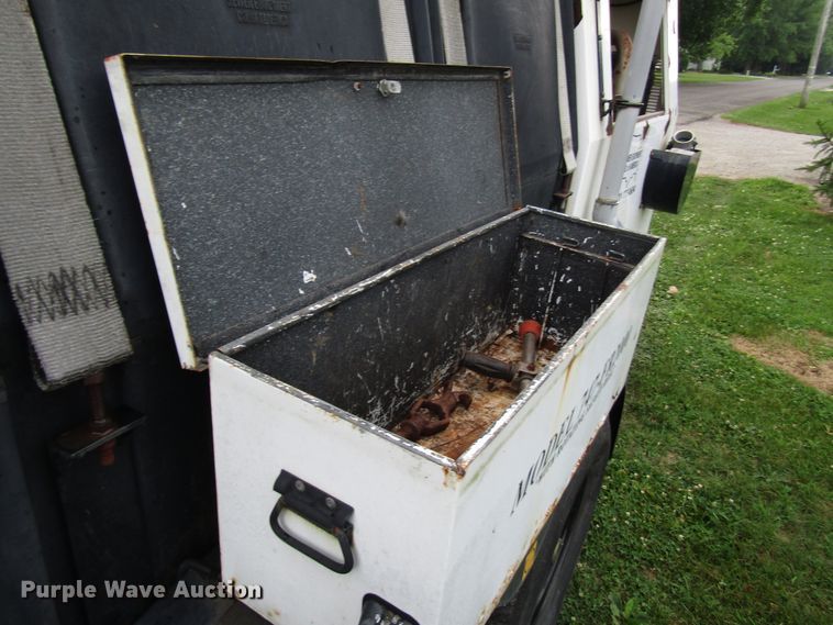 image for item DG1322 2004 Sewer Equipment Co. of America 747FR2000 jetter trailer