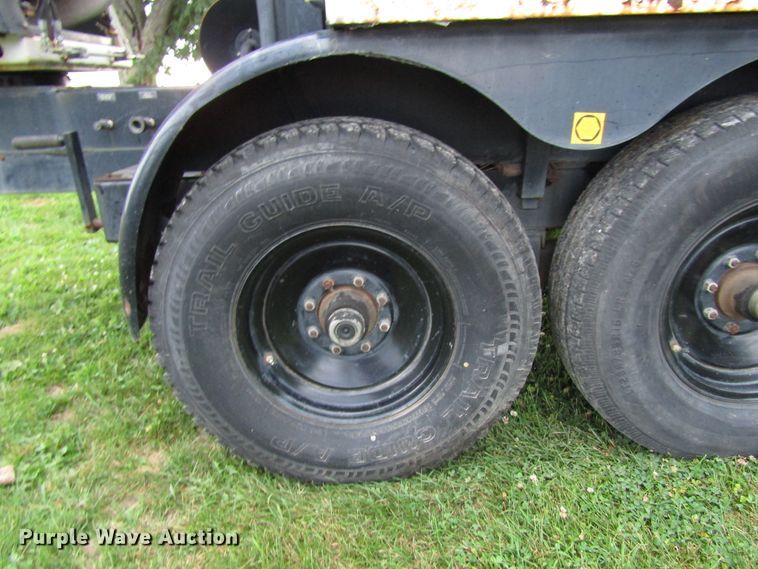 image for item DG1322 2004 Sewer Equipment Co. of America 747FR2000 jetter trailer