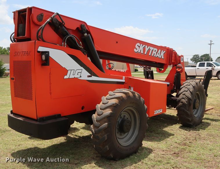 image for item DG4062 2005 Sky Trak 10054 telehandler