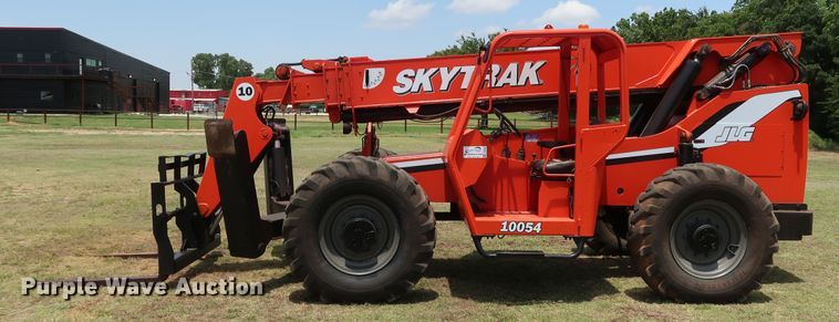 image for item DG4062 2005 Sky Trak 10054 telehandler