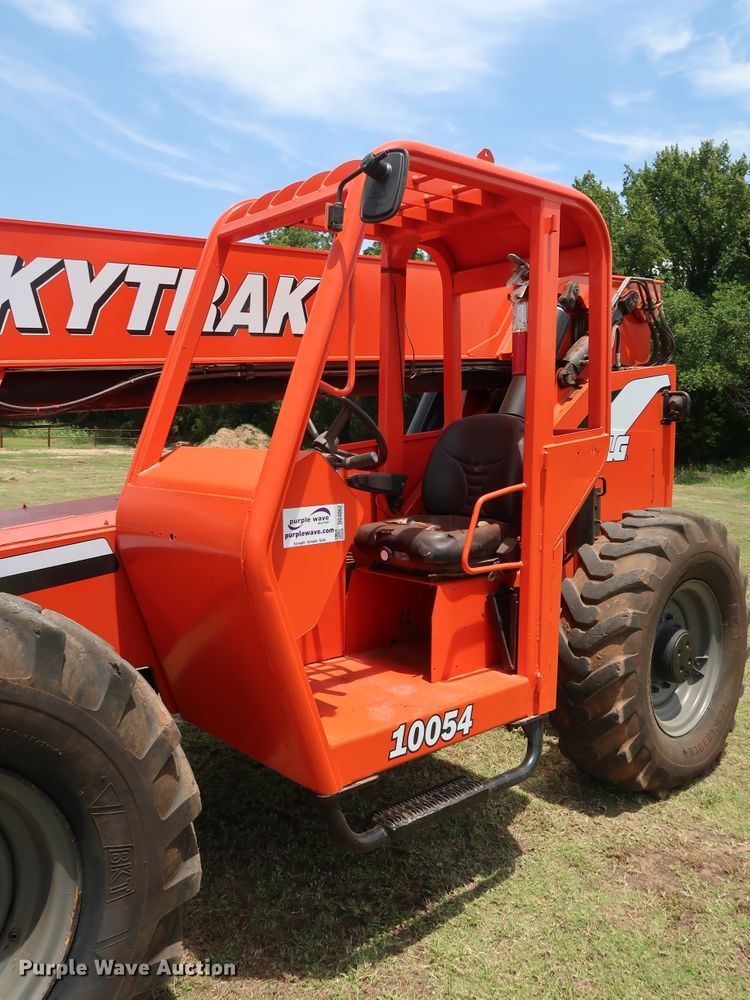 image for item DG4062 2005 Sky Trak 10054 telehandler