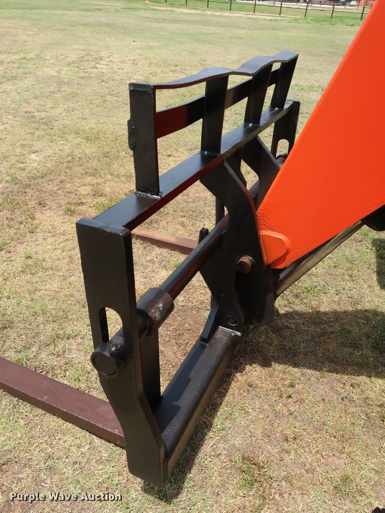 image for item DG4062 2005 Sky Trak 10054 telehandler