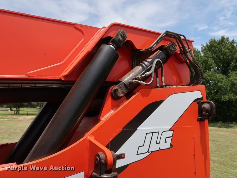 image for item DG4062 2005 Sky Trak 10054 telehandler