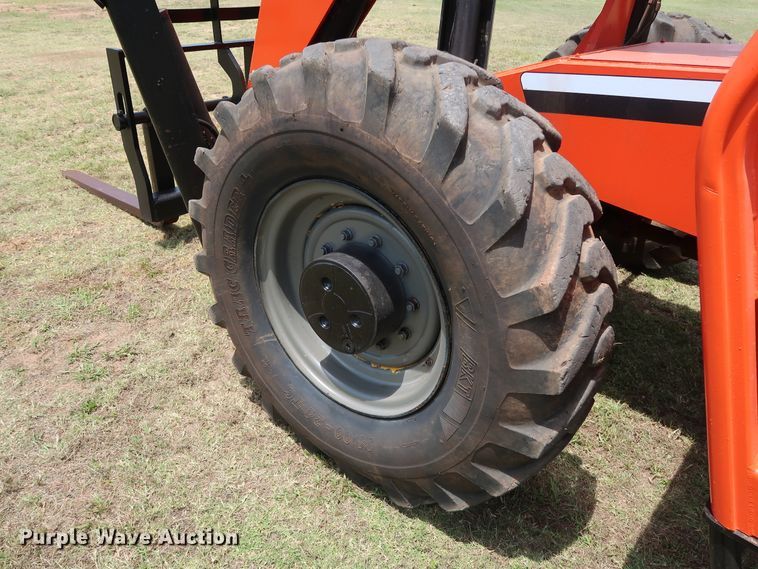 image for item DG4062 2005 Sky Trak 10054 telehandler