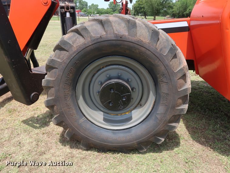 image for item DG4062 2005 Sky Trak 10054 telehandler