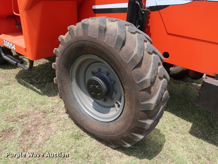 image for item DG4062 2005 Sky Trak 10054 telehandler