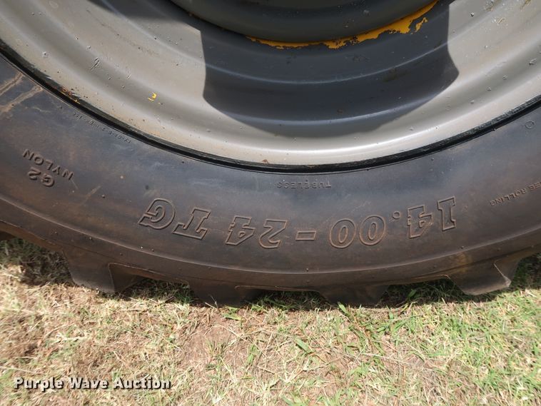 image for item DG4062 2005 Sky Trak 10054 telehandler