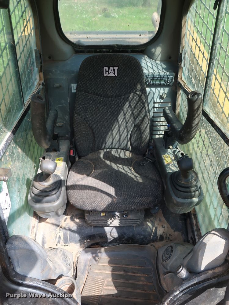 image for item DG4078 2014 Caterpillar 289D skid steer