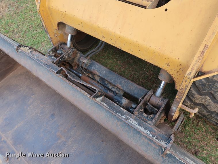 image for item DG4078 2014 Caterpillar 289D skid steer
