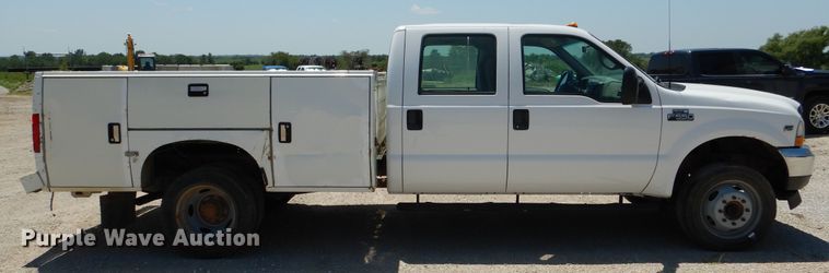image for item DY9851 2002 Ford F550 XL Crew Cab service truck